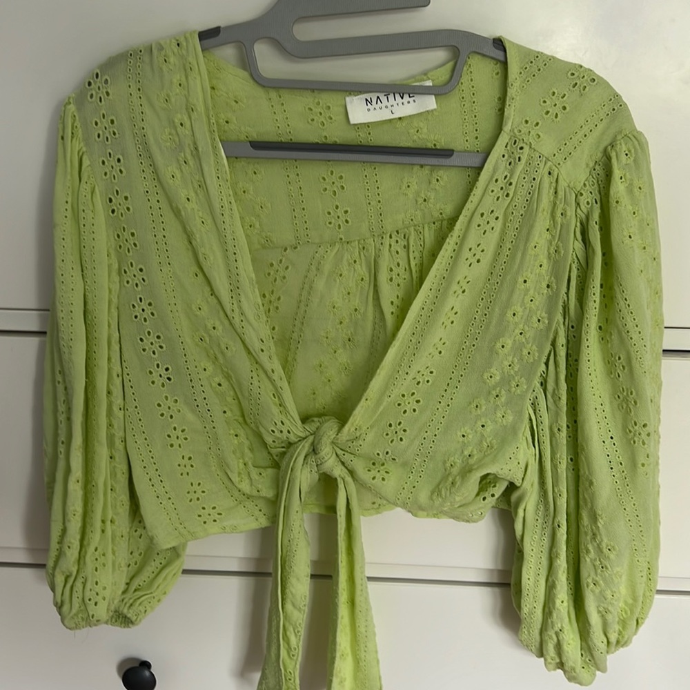 American threads Green 3/4 sleeve top